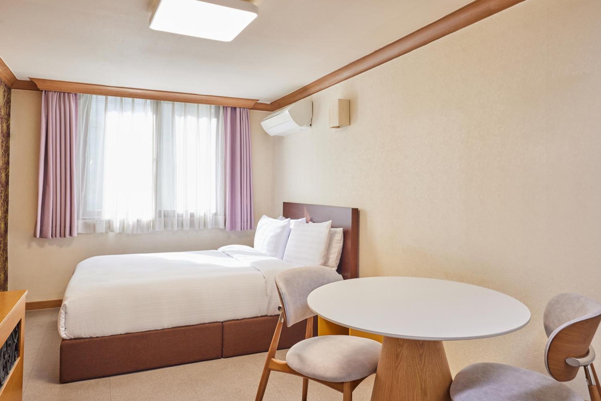 Osaek Greenyard Hotel Yangyang Rum bild